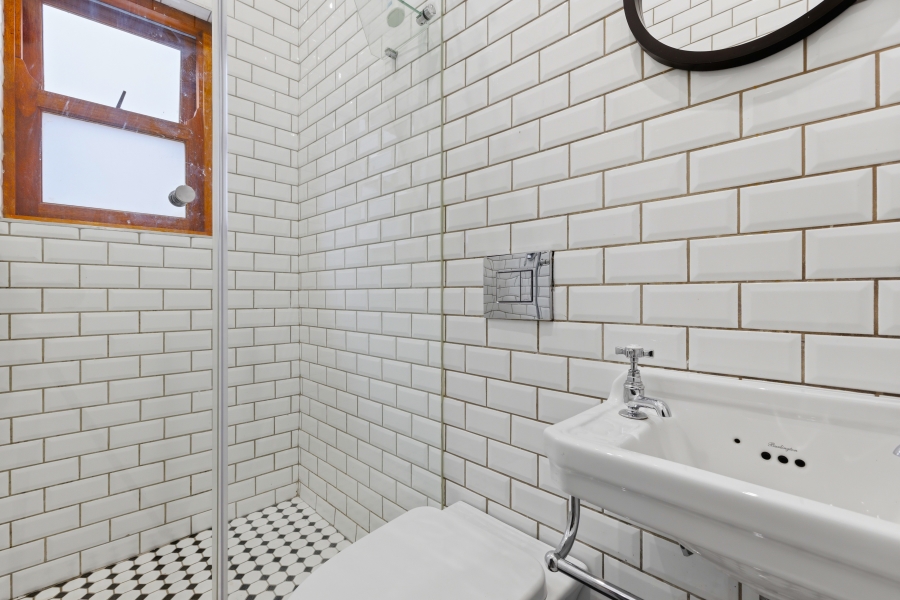 2 Bedroom Property for Sale in Green Point Western Cape